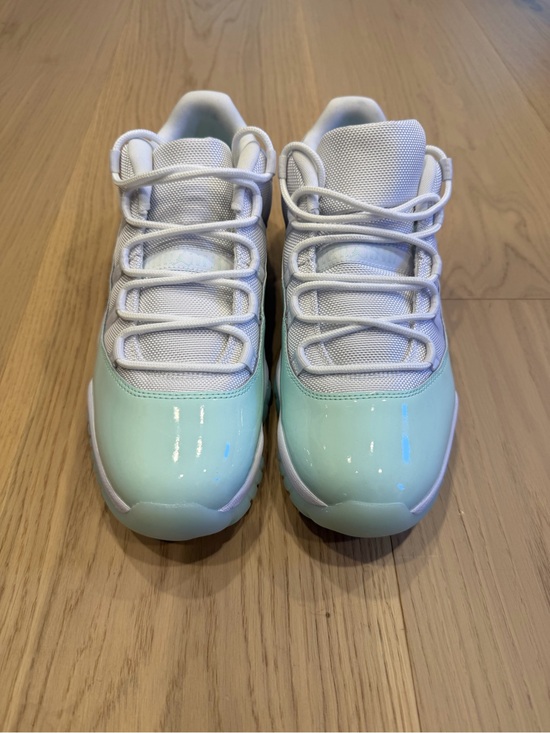 Jordan Shoes - Women’s Jordan 11 Low Igloo Size 11/M 9.5